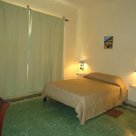 Hotel Suites Córdoba Oda fotoğraf